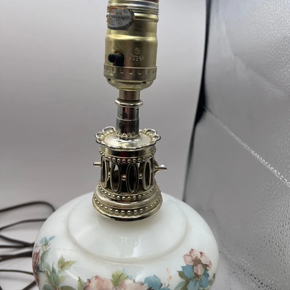 Vintage Milk Glass Lamps Floral Rose Design Pair‎ Accent Table Lamps